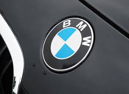 BMW tells nearly 200,000 vehicle owners to park outside because their cars could short circuit an…