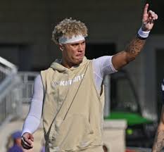 UCF quarterback Tayven Jackson leaves Kansas State game with injury | UCF’s Quarterback Room Su…