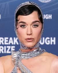 Katy Perry’s Twin Found Online As Camilla Araujo’s Look Goes Viral | Camilla Araujo | Celebri…