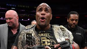 Daniel Cormier names current heavyweight contender he could fight with no training right now | Da…