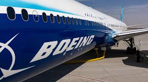 Emirates bets big on Boeing with $38 billion order at Dubai Airshow | Boeing’s 777X has had its…