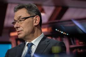 Pfizer Wins Obesity Drug Prize, With Trump Administration Assist | Novo Nordisk Shares Rise After…