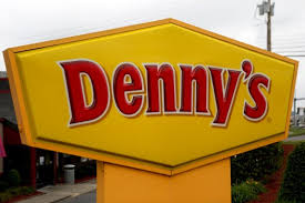 Santa Rosa Denny’s closes amid sale, privatization of national chain | 72-year-old breakfast dine…