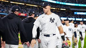 Yankees Inbox: Which New York team is closer to winning a trophy? | Yankees news: The race to bri…