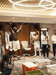 Derik Queen on battling against Rudy Gobert, offensive identity 12/3/2025 | Jeremiah Fears-Derik …