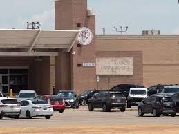 KISD to provide update on Manor Middle School charter partnership | KISD puts two vacant elementa…