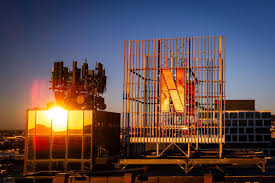 Netflix Stock Is Pricey Even After Warner Bros.-Induced Selloff | Why Netflix Stock Lost 12.9% In…