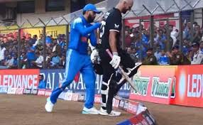 Virat Kohli Pushes New Zealand Batter Out Of The Ground In Hilarious Incident During 3rd ODI – Vi…