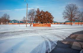 CMCSS schools closed Monday, facing historic challenge of packed ‘lasagna’ ice | School Closu…
