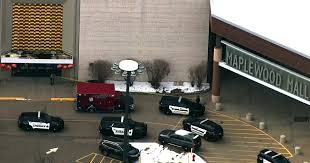 Heavy police presence at Maplewood Mall | Maplewood Mall: Shooting reports at White Bear Ave, St …