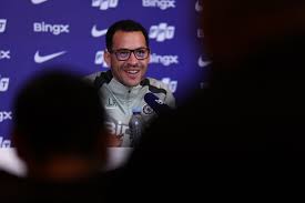 Liam Rosenior delivers latest Chelsea team news ahead of Burnley | News | Official Site | Chelsea…