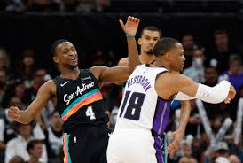 Open Thread: How De’Aaron Fox has reinvented himself in San Antonio | De’Aaron Fox scores effic…