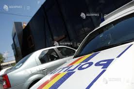 Arad: Zece percheziții într-un caz de cămătărie și șantaj; un suspect a fost reținut | Pe…