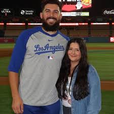 How Dodgers’ Alex Vesia Honored Wife Kayla Vesia, Late Daughter Sterling in First Game Since Her …