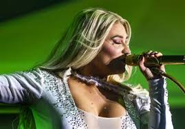 Kesha will bring Freedom Tour to Star Lake in August | Pop icon Kesha will perform at Hersheypark…