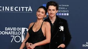 Kylie Jenner Snubbed by Boyfriend at Actor Awards ‘Intentionally’ — Source | Timothée Chal…