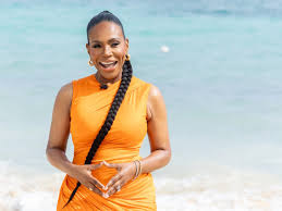 Sheryl Lee Ralph Serves Beauty And Body In A Bikini While On Vacation In Jamaica | #TSRBeauty: Wh…