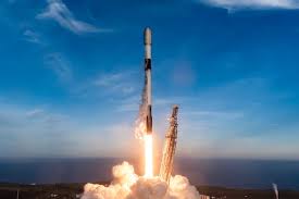 SpaceX launches 25 Starlink satellites on Falcon 9 rocket from Vandenberg Space Force Base | Spac…