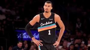 Spurs’ frustrating Wembanyama strategy may cost them a championship | “He has three dudes that he…