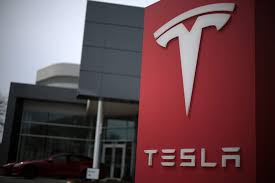 Tesla Stock Slips. Its Losing Streak Continues. | 3 Reasons TSLA is Risky and 1 Stock to Buy Inst…