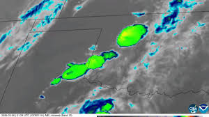 Tornadic Thunderstorms Barrel Across Central Plains | Tornado Watch issued | Breaking Weather Ale…