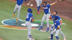 Venezuela rallies to stun Japan, advances to WBC semifinals | 2026 World Baseball Classic: Venezu…