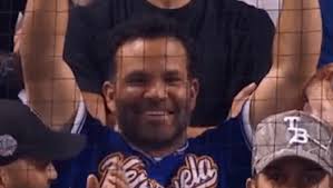 With Venezuela 1 win from first Classic title, Altuve showing his support | Jose Altuve in the ho…