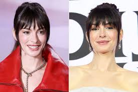 Anne Hathaway Channels Her Original Andy Sachs Bangs from The Devil Wears Prada for Sequel’s Pres…