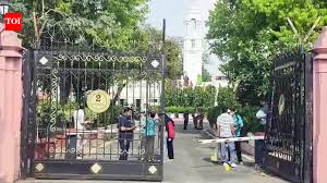 Days after major security breach, Delhi Assembly receives bomb threat | ‘Will blow up House with …