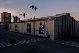 Hollywood Heavyweights Sign Letter Opposing Paramount’s Deal for Warner Bros. | Jane Fonda, Mar…