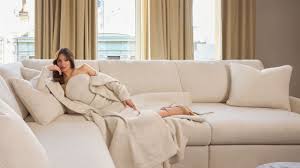 How Hailee Steinfeld Prepared Her Home for Her Next “Season of Life” as a New Mom | Hailee St…