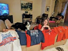 ‘I’ll do anything’: University of Arizona alum, superfan shares game day ritual | New U of A stud…