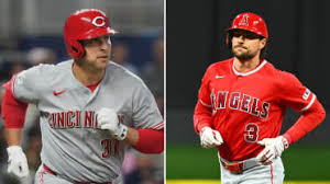 Lowe brothers’ reunion means even more after passing of mother | Nathaniel Lowe has a laugh at hi…