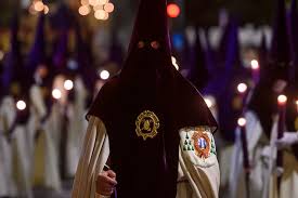 Procesiones en Sevilla hoy, Viernes Santo, de la Semana Santa 2026: horarios y recorridos | ¿Por…