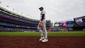 Yankees’ Ryan McMahon problem is getting worse | An all-too-early look at Ryan McMahon’s defens…