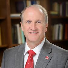Dr. Stuart R. Bell Unanimously Recommended as Sole Finalist for University of Florida President |…