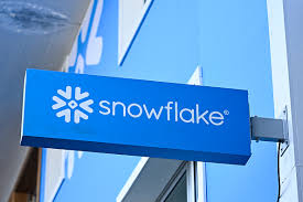 Snowflake shares rise after BofA raises price target, predicts strong earnings next week | Snowfl…