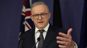 EY employee charged with accessing Australian prime minister’s bank details | Scandals at Top C…