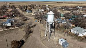 Colorado small town abandoned after all elected officials resign, water concerns grow | Colorado …