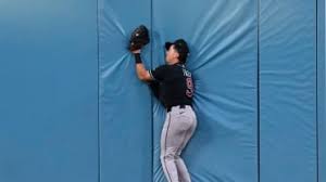 Troy lands on IL with sprained right AC joint | Diamondbacks OF Tommy Troy placed on 10-day injur…