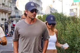 Glen Powell and Girlfriend Michelle Randolph Share a Steamy Kiss in Paris | Glen Powell, Michelle…