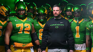 Oregon coach Dan Lanning lays out multiple reasons why NFL players returning to college football …